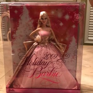 New Holiday Barbie 2009